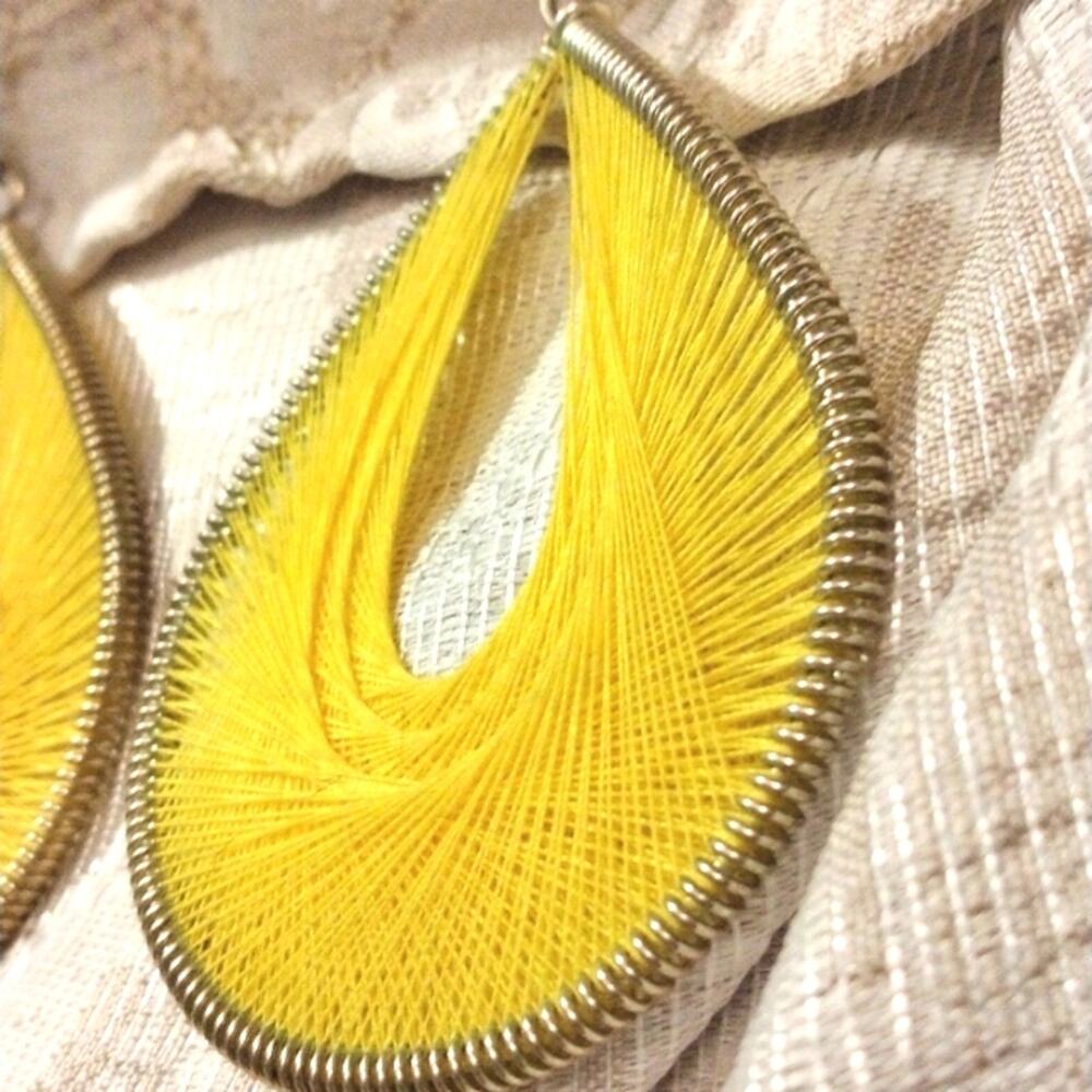 Y2K Large String Art Weaved Earrings Yellow Retro Tear Drop Copper Wired Summer - Picture 6 of 9